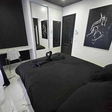 Le Noir & Blanc Port Nature 4 Village Naturiste Cap D'Agde Exterior photo